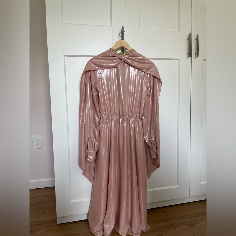 Dress - Picture 3 of 7
